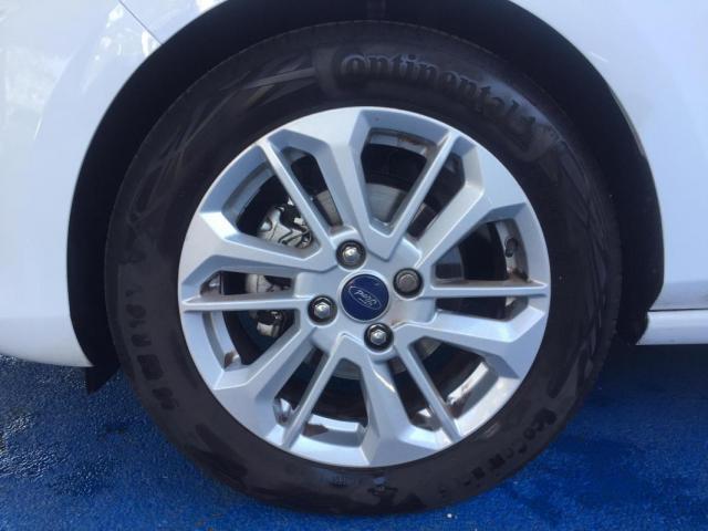 Ford Fiesta image 6