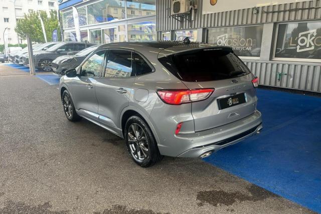 Ford Kuga image 7