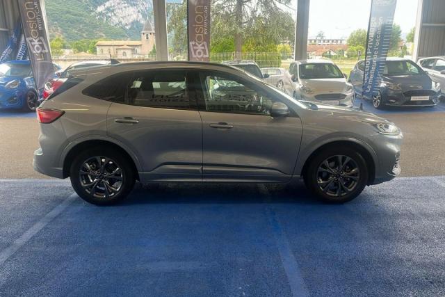 Ford Kuga image 6