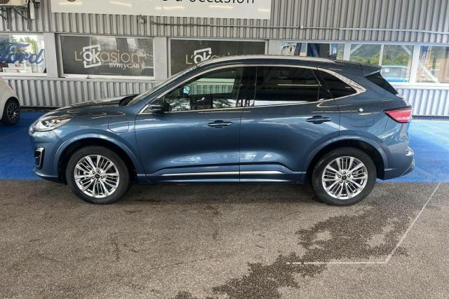 Ford Kuga image 2