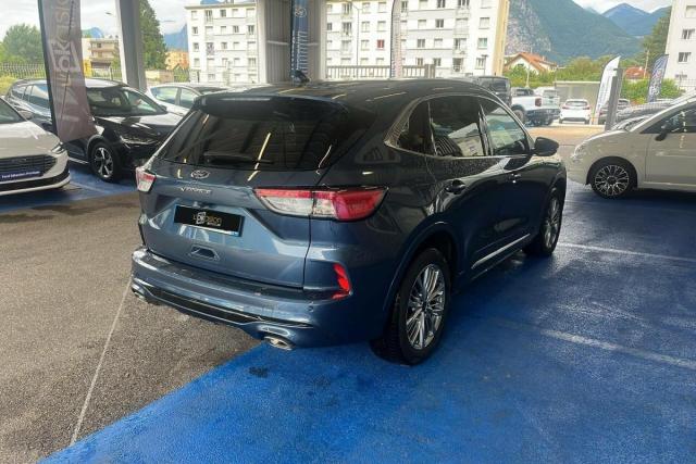 Ford Kuga image 3