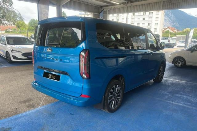 Ford Tourneo image 2