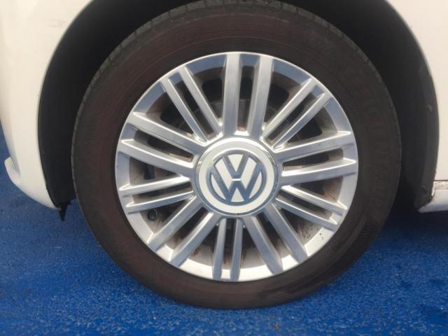 Volkswagen Up! image 2