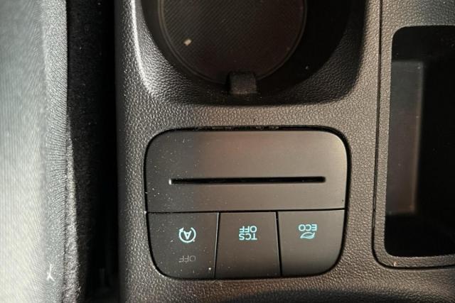 Ford Fiesta image 9