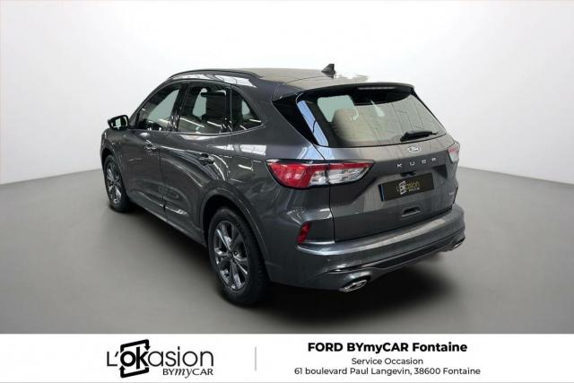 Ford Kuga image 7