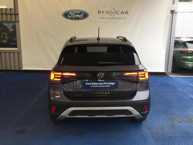 Volkswagen T-Cross image 1
