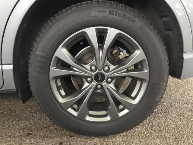 Ford Kuga image 2