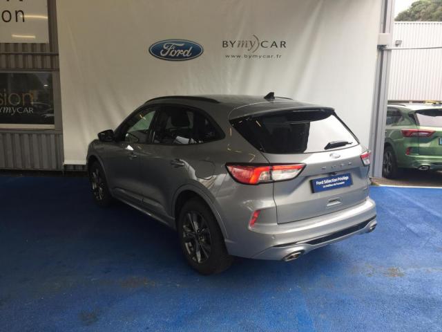 Ford Kuga image 5