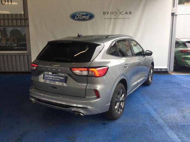 Ford Kuga image 3
