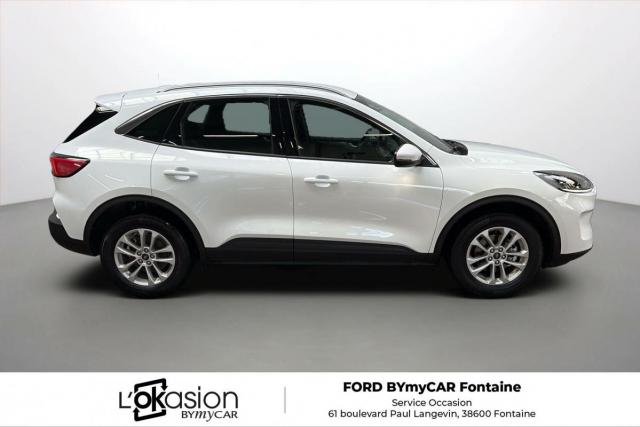 Ford Kuga image 8