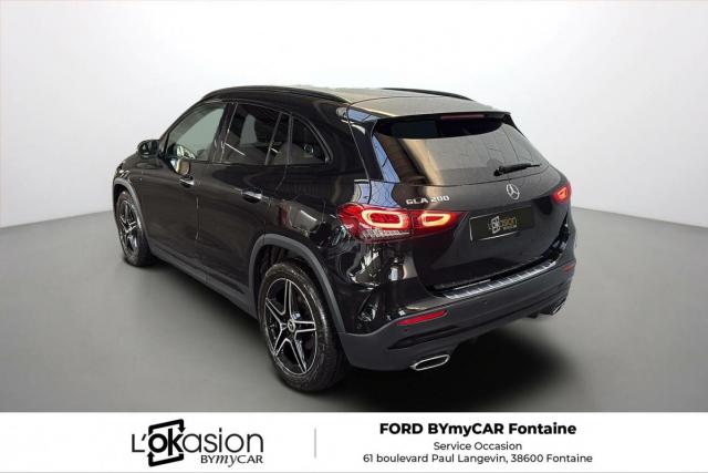 Mercedes Benz Gla image 2