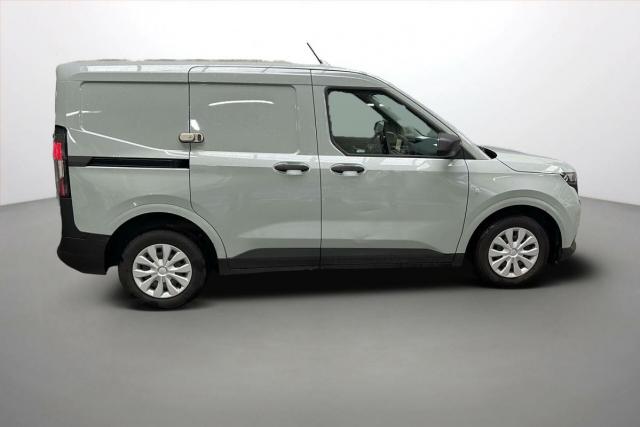 Ford Transit Courier image 2