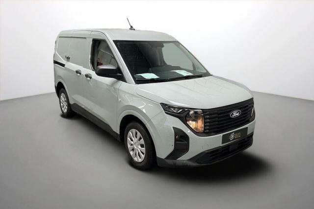 Ford Transit Courier image 3