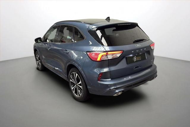 Ford Kuga image 1