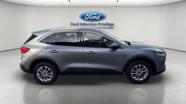 Ford Kuga image 4