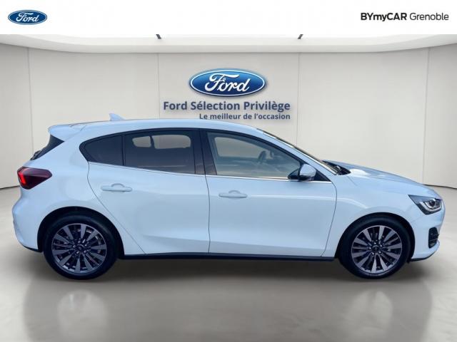 Ford Focus image 8