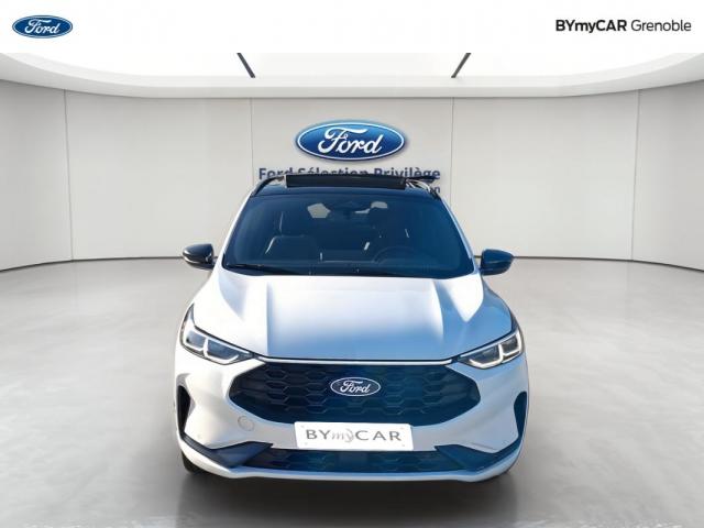 Ford Kuga image 2