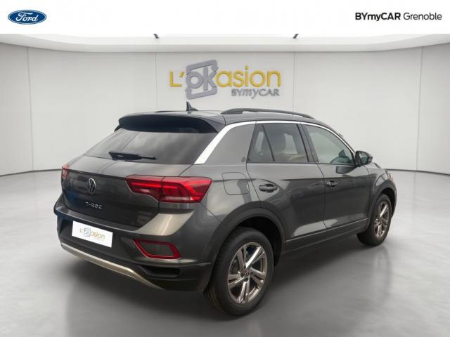 Volkswagen T-Roc image 8