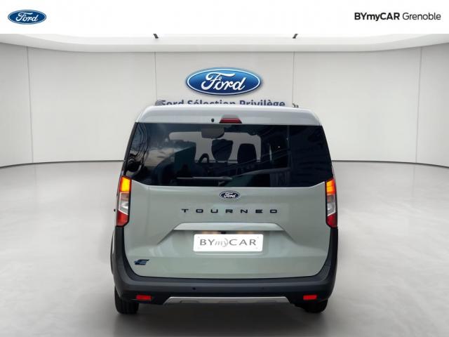 Ford Tourneo image 9