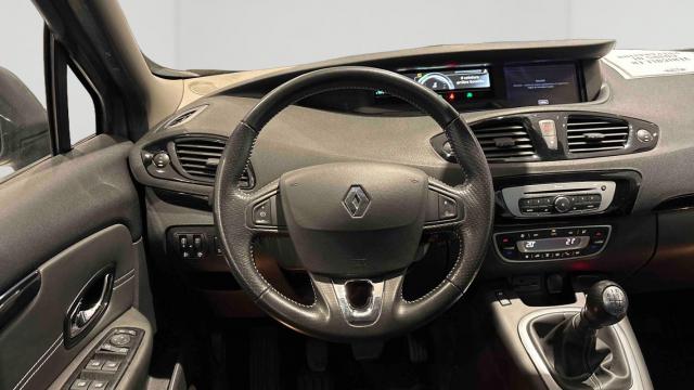 Renault Scénic image 6