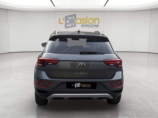 Volkswagen T-Roc image 2