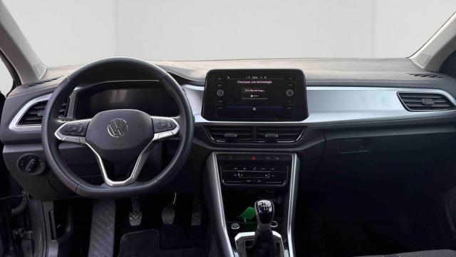 Volkswagen T-Roc image 7