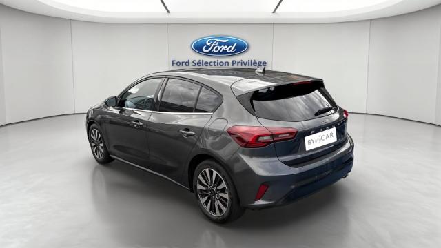 Ford Focus image 8
