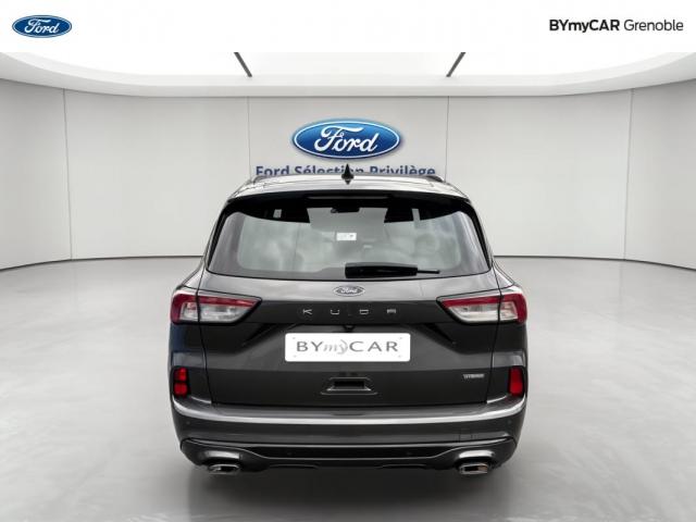 Ford Kuga image 4