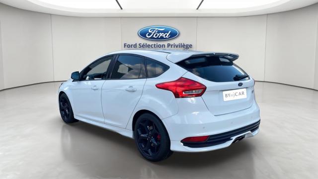 Ford Focus image 4