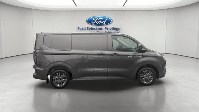 Ford Transit Custom image 5