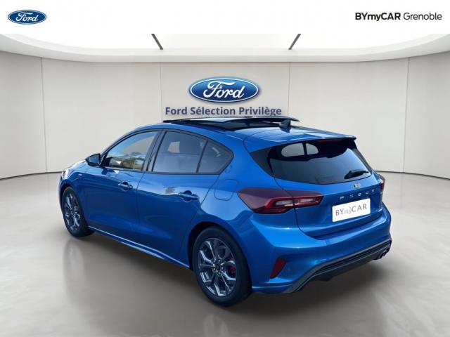 Ford Focus image 8