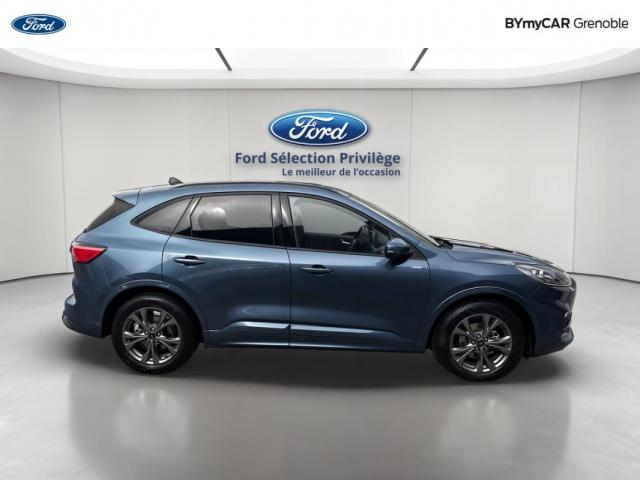 Ford Kuga image 6