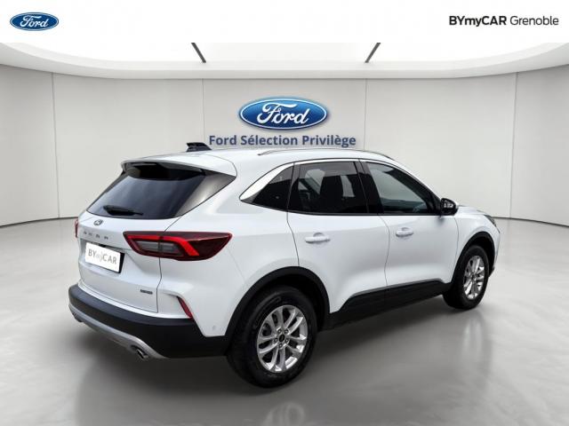 Ford Kuga image 2