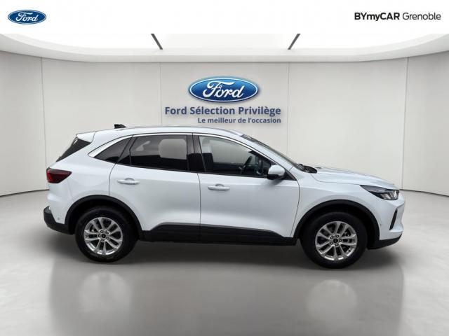 Ford Kuga image 4