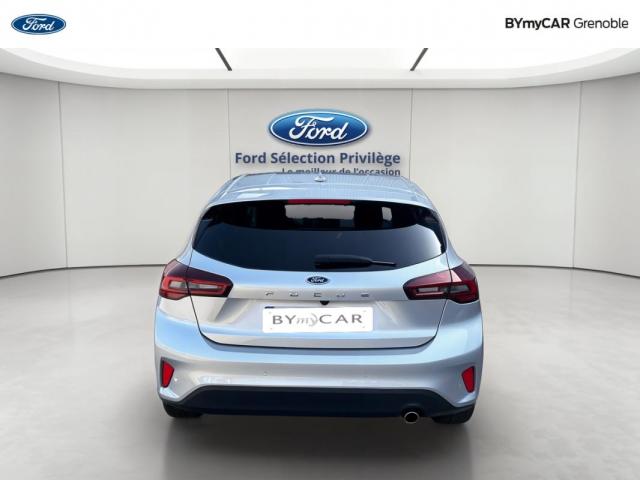 Ford Focus image 8