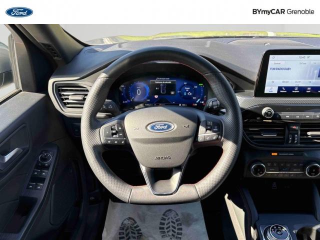 Ford Kuga image 4