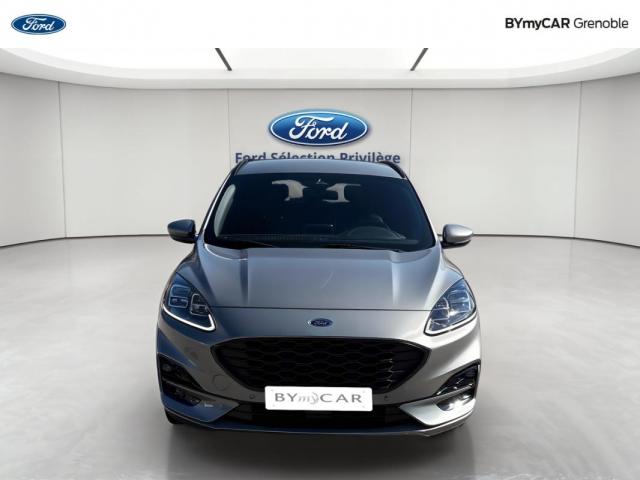 Ford Kuga image 8