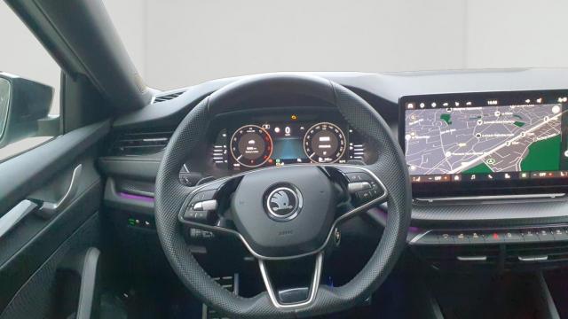 Skoda Octavia image 3