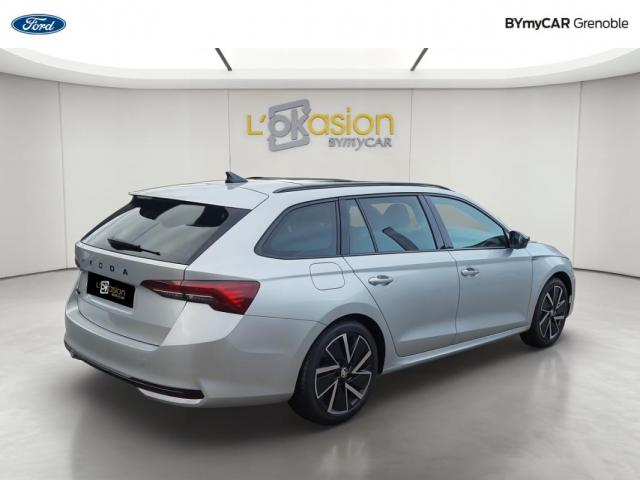 Skoda Octavia image 9