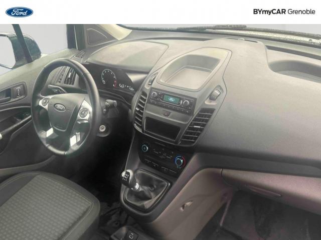 Ford Transit Connect image 5