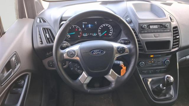 Ford Transit Connect image 6