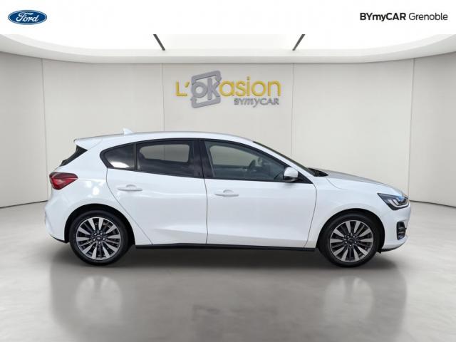 Ford Focus image 9
