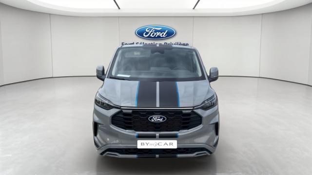 Ford Transit Custom image 1