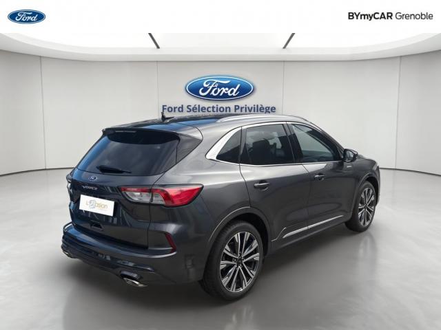 Ford Kuga image 6