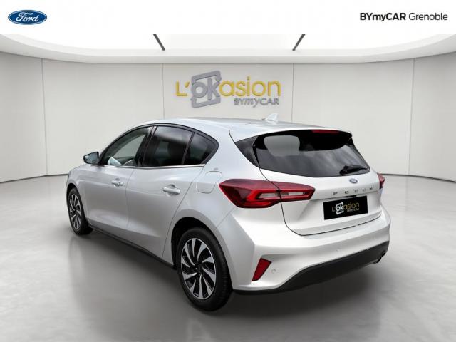 Ford Focus image 6