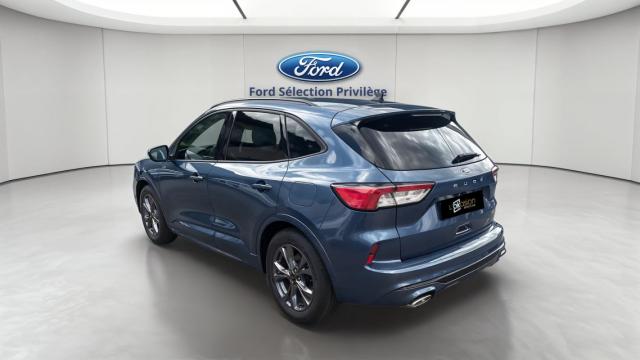 Ford Kuga image 8