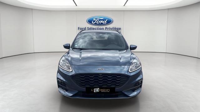 Ford Kuga image 2