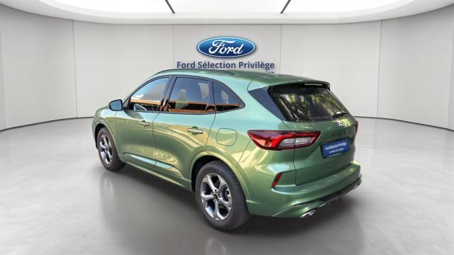 Ford Kuga image 3