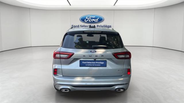 Ford Kuga image 9