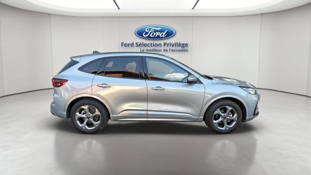 Ford Kuga image 4